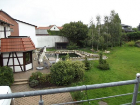 Гостиница Hainich-Ferienwohnung  Hörselberg-Hainich